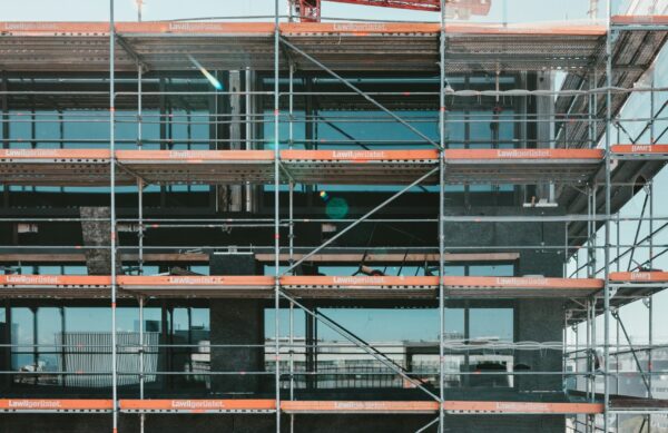 claudio-schwarz-hik3IcCqNtc-unsplash